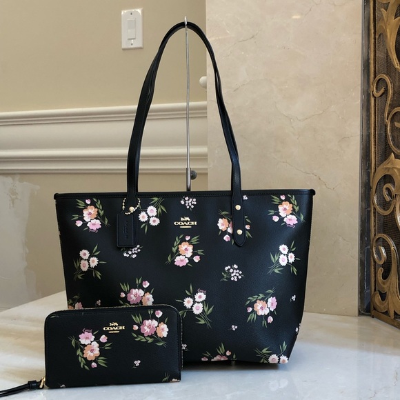 Coach Handbags - NWT Coach Floral city zip tote&wallet set